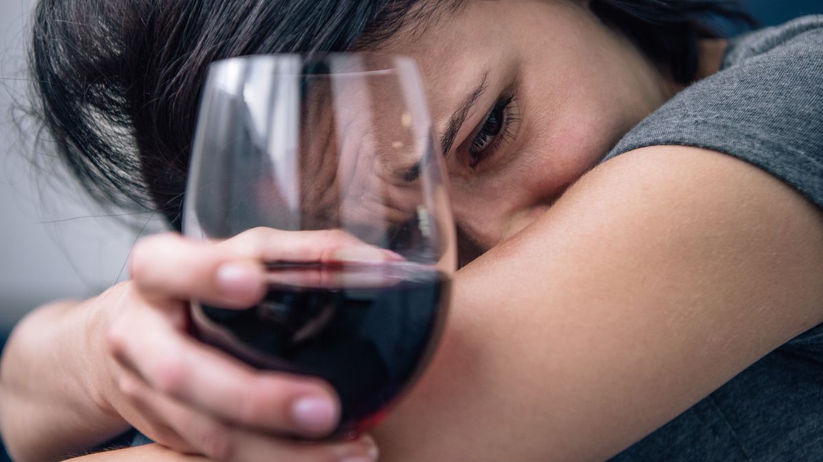 Těžký alkoholik léčbu zvládne napoprvé jen výjimečně, říká odborník